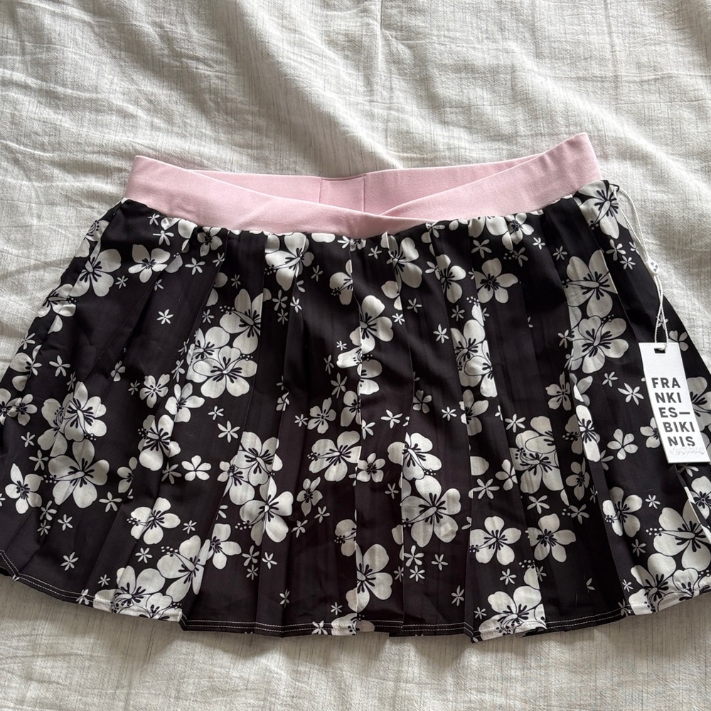 Frankie’s Bikinis Active Windy Tennis Skirt